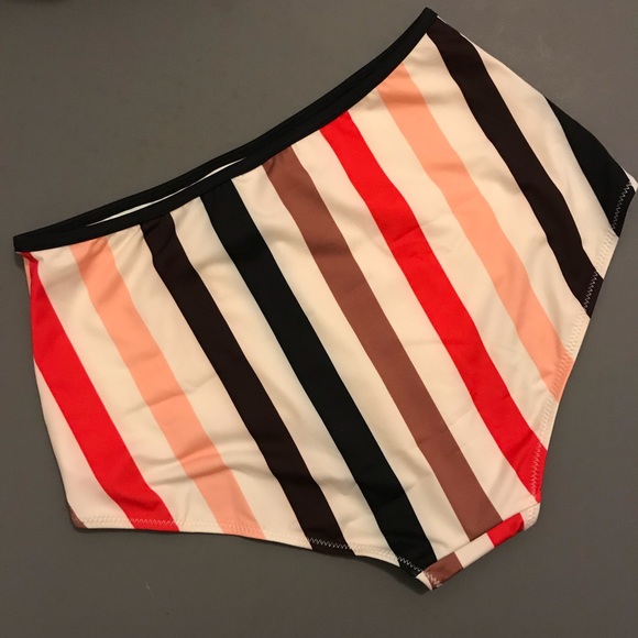 NWT Solid & Striped Bikini Set - Picture 8 of 8